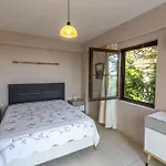 Havuzu, Plajı, Bahçesi Ve Olağanüstü Manzarasıyla… * Kaş
